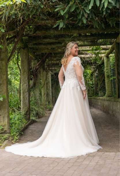 30042W-D9 Tulle - Image 2