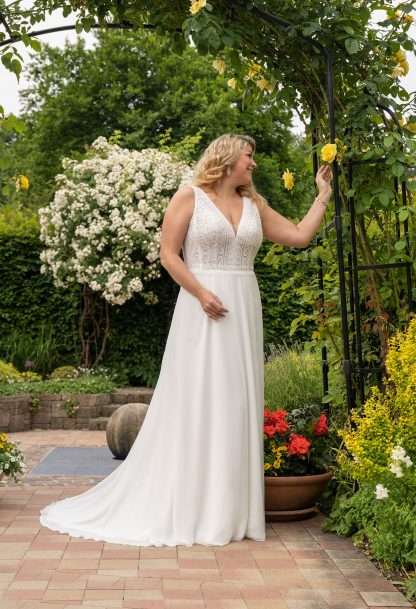 30051W-Bella Chiffon+Tulle