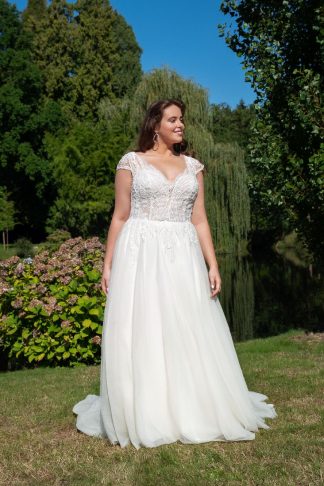 30054W-Bella Tulle