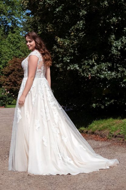 30058W-Bella Tulle – Bild 2