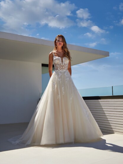20370-D15-AM Tulle